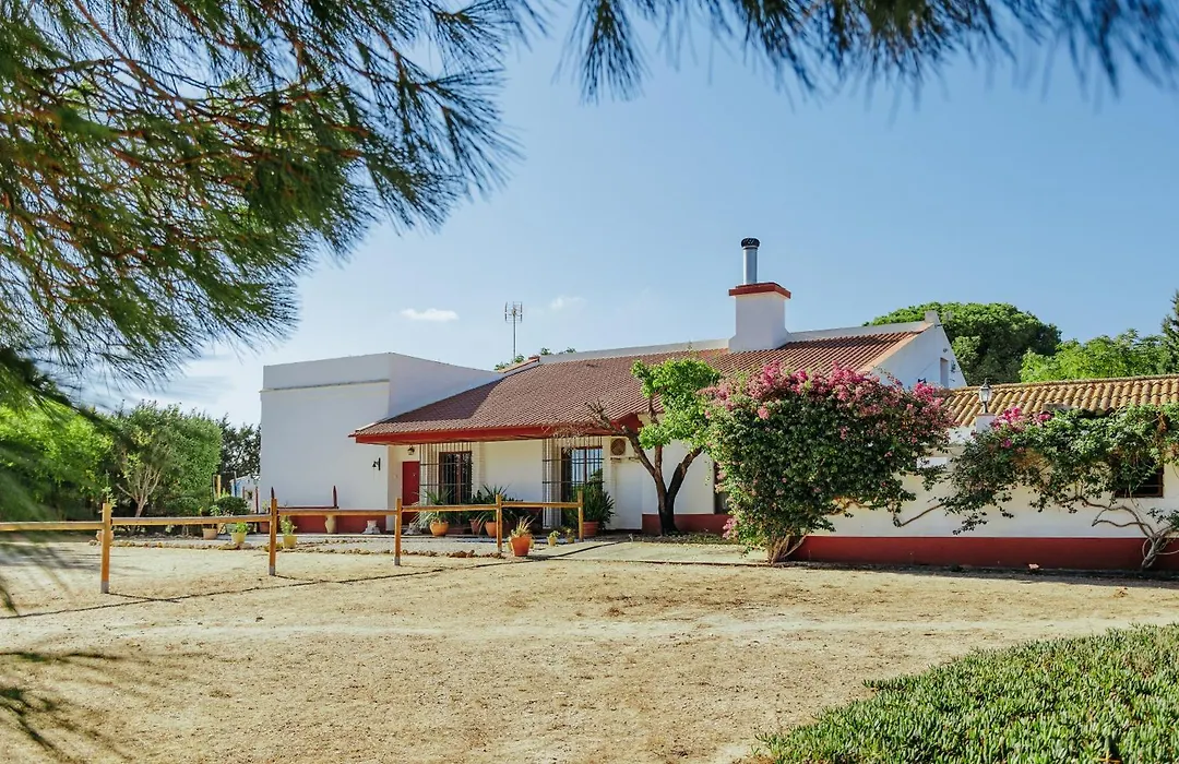 Casa campo privada con piscina a 15 min playas Dehesa de las Yeguas-1
